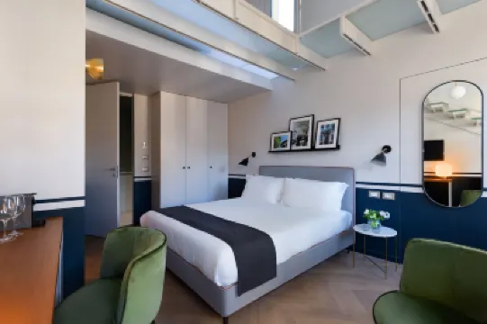 Velvet Grey Boutique Hotel Hoteles cerca de Via Monte Napoleone
