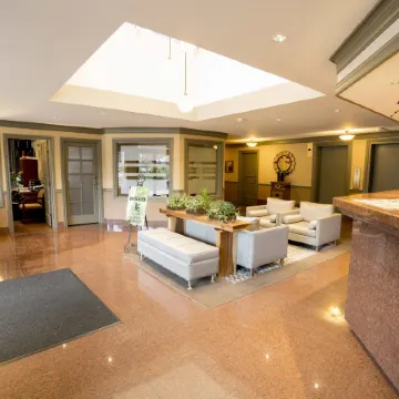 Victoria Regent Waterfront Hotel & Suites