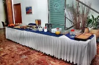 Hotel Elena - breakfast