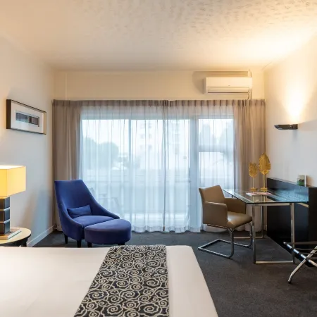 Hotel Armitage & Conference Centre Отели рядом с достопримечательностью «Парк Мемориал»