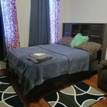 Fada Guest House 281 Ridgewood Ave Newark, New Jersey Near Ewr Airport