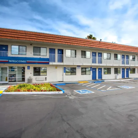 Motel 6 Vacaville, CA