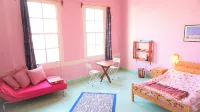Lotus Garden Hostel Izmir - Hostels