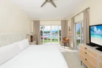 The Grandview Condos on Seven Mile Beach Hotels near Spotts Beach