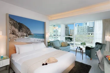 涅坦亞萊昂納多廣場海灘酒店