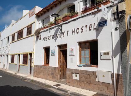 Puerto Nest Hostel