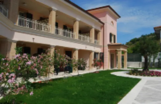 インカンティー リゾート のホテル