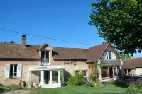 Au Vieux Tilleul B&B Hotels in Farceaux