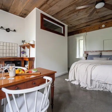 Owl's Nest Suites