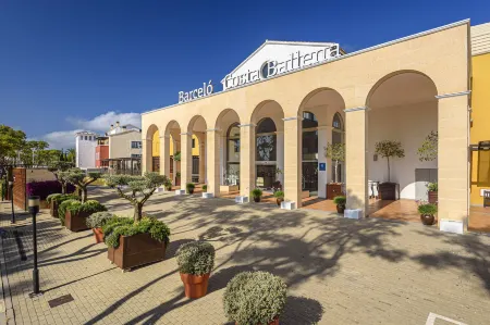 Barceló Costa Ballena Golf & Spa Отели рядом с достопримечательностью «Playa de la Costilla»