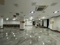 Yucel Hotel