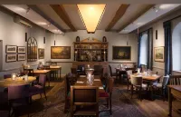 The Howard Arms - 5-Star