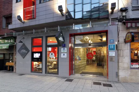 Exe Hotel El Magistral Отели в г. Овьедо