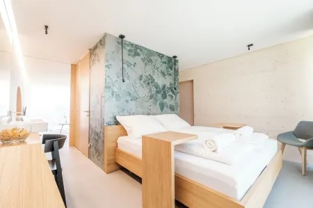 Stock & Stein Lodges Отели в г. Зюдостштайермарк