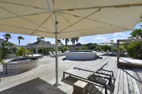 Chogogo Dive & Beach Resort Curacao فنادق في Jan Thiel