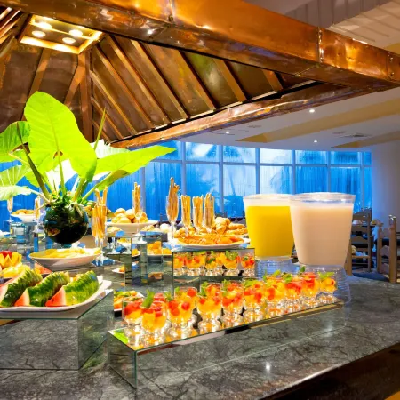 Hotel Almirante Cartagena Colombia Отели рядом с достопримечательностью «Бокагранде»