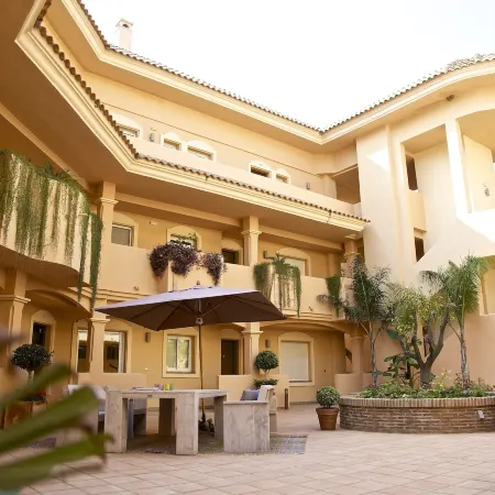 Aloha Hill Club