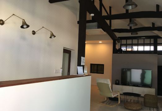 화담여관의 깔끔하고 정갈한 복도