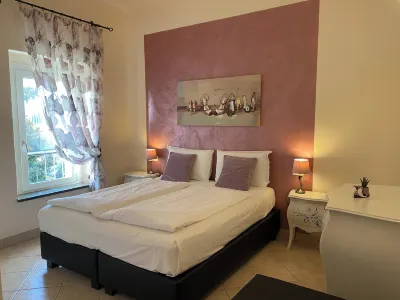 Betty's House Hotels near Gardaland Resort