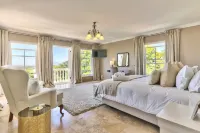 Devonport House - Constantia Hotels in Constantia