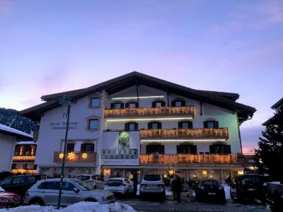 Hotel Tschurtschenthaler Hotels in San Candido