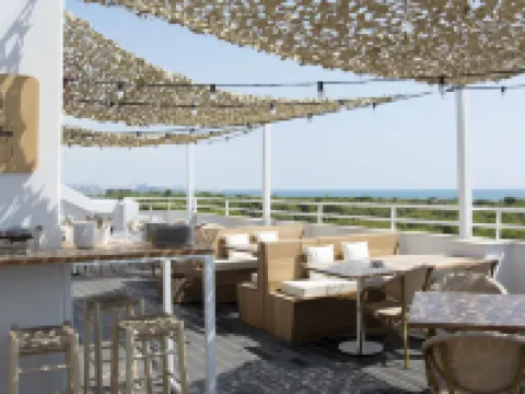 ยูแอนด์โค. ซาเลอร์บีช บูทีคโฮเทล โรงแรมในบาเลนเซีย