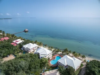 Laru Beya Resort Hotels near Placencia Peninsula