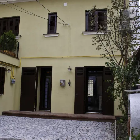 Arina Apartments