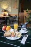 RentRooms Thessaloniki - servizio colazione