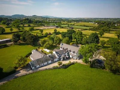 The Briers Hotel a 