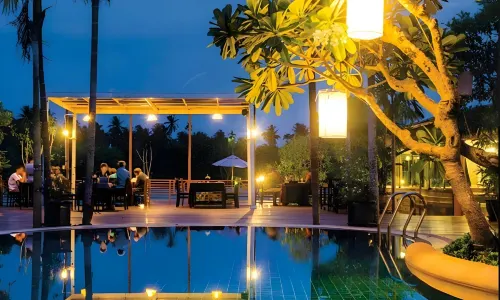 Baan Amphawa Resort & Spa