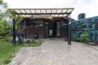 Rushaga大猩猩旅館 住宿飯店