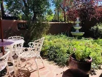 The Parador Farmhand 1 Downtown