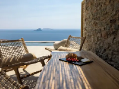 Kalma Living Luxury Villas Hotels in Kythnos
