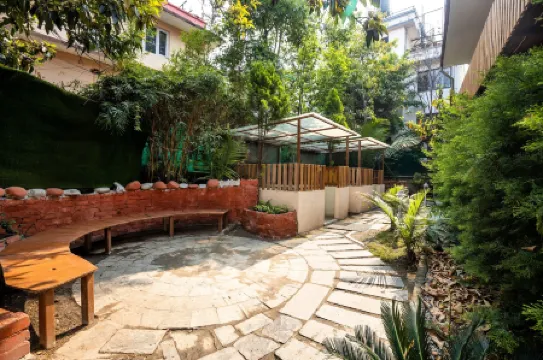 Hotel Harmony Bistro