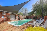 Country Plaza Halls Gap Hotels in Halls Gap