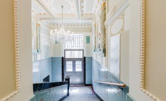 Gold Art Apartments - Housity