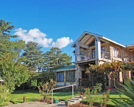 Stonehaven Clarens Hotels in Thabo Mofutsanyane