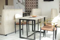 The Bridge Hotel - breakfast