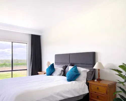 The Red Door @ Barossa Valley Vineyard View Hotels in Nuriootpa