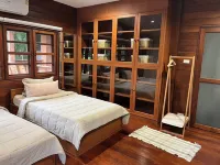 Baan Rim Nam