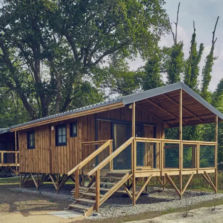 Le Jardin Saint Germain Lodges and Events