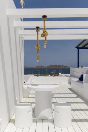 Maria Sea View Apartment Naousa