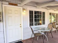 Bluebird Cottage Inn - 3-Star