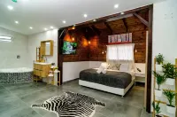 חופש יהונתן -צימרים בכנרת בטיילת טבריה Hofesh Yehonatan Cabin Promnade Tibrias - balcony