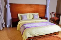 Country Motel Hotels in Rubaare