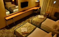 Adranos Hotel Hotels near Emek Adnan Menderes Mh. Şht.J.Uz.Çvş. Yusuf Tüfekçi Parkı