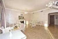 Hotel Homestay Hotels near Freedom Square