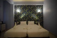 Hotel Garnet Hotels in Chepena-Kubua