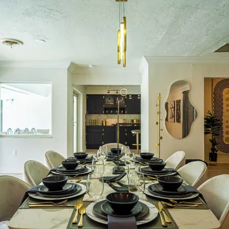 Villa Velvet
